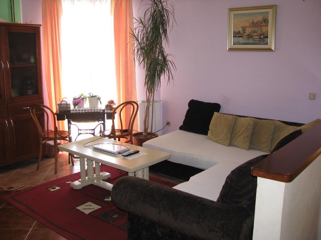 Apartment Megi ตรีบูนย์ ห้อง รูปภาพ
